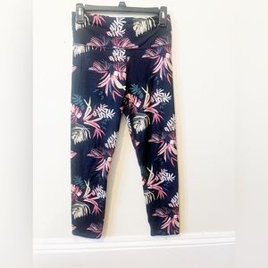 Joy Lab Black Tropical Printed Leggings